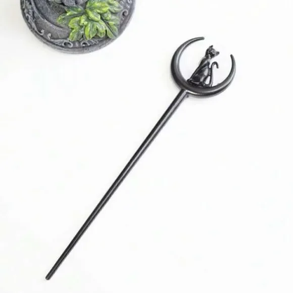 Goth/ Witchy Black Cat Hair Accessory, Hair Pin, Engraved design Front &… - Picture 3 of 4